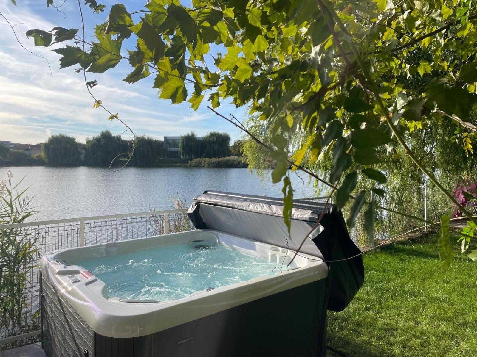 Therme - Corbeanca By The Lake Luxury Villa Eksteriør bilde